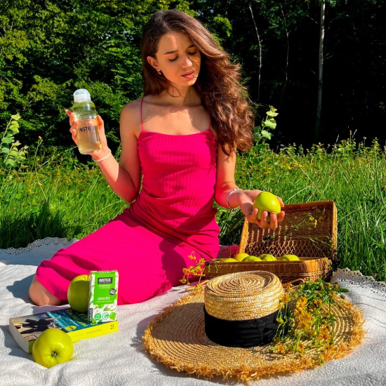 Напиток без сахара со вкусом зеленого яблока