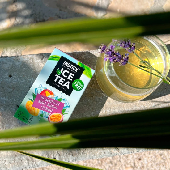Sugar-free cold tea with the flavor of mango and passion fruit (green tea extract)