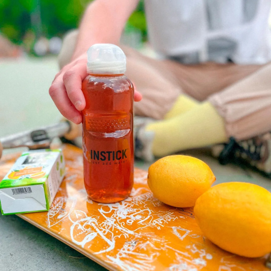 Sugar-free cold tea with the flavor of mango and passion fruit (green tea extract)