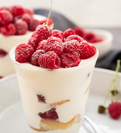 קינוח פטל עם קרמל